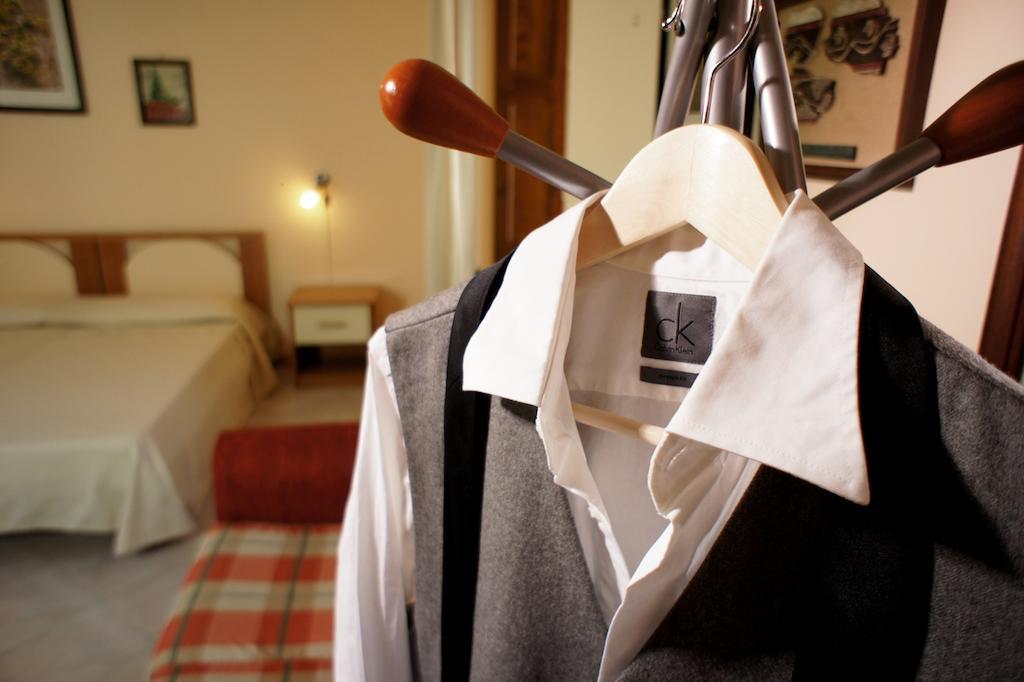 Bed And Breakfast L'Annunziata Σουλμόνα Εξωτερικό φωτογραφία